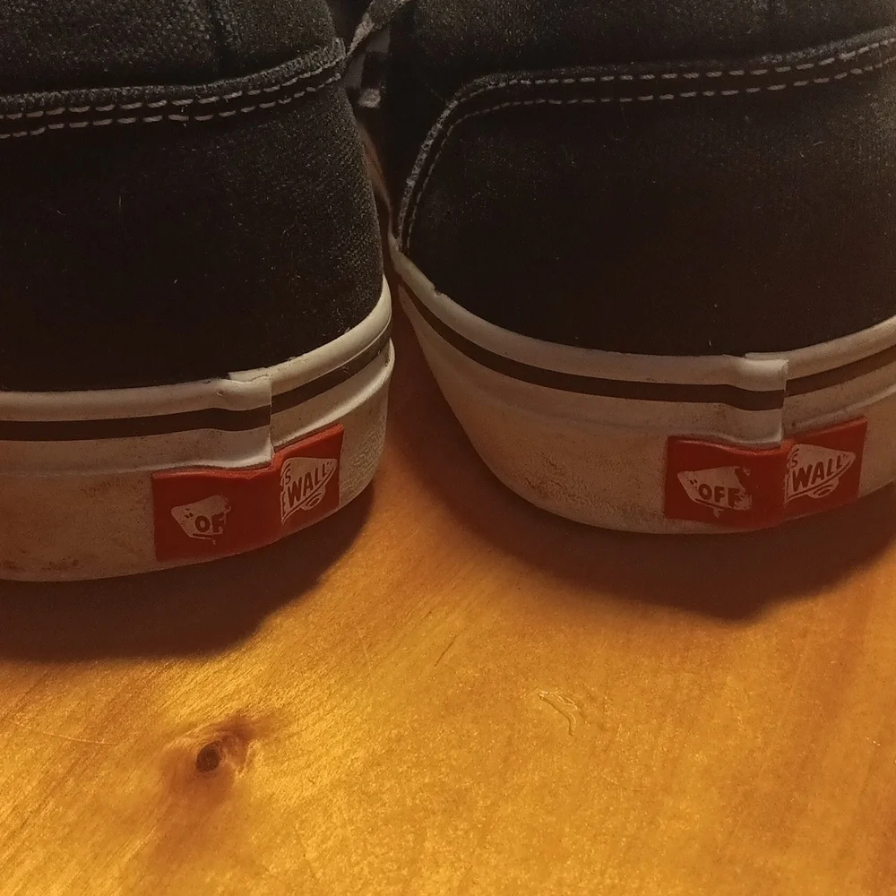 Vans Mens Sneakers Size 9.5